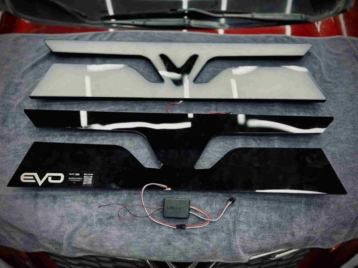 Mặt calang có led Vinfast VF3